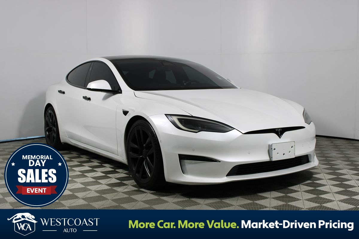 2022 Tesla Model S Plaid's photo