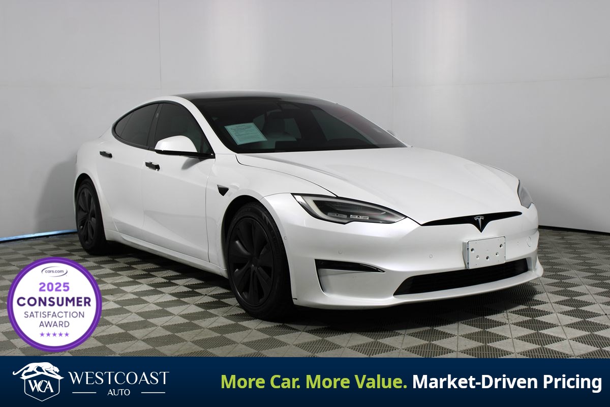 2022 Tesla Model S's photo