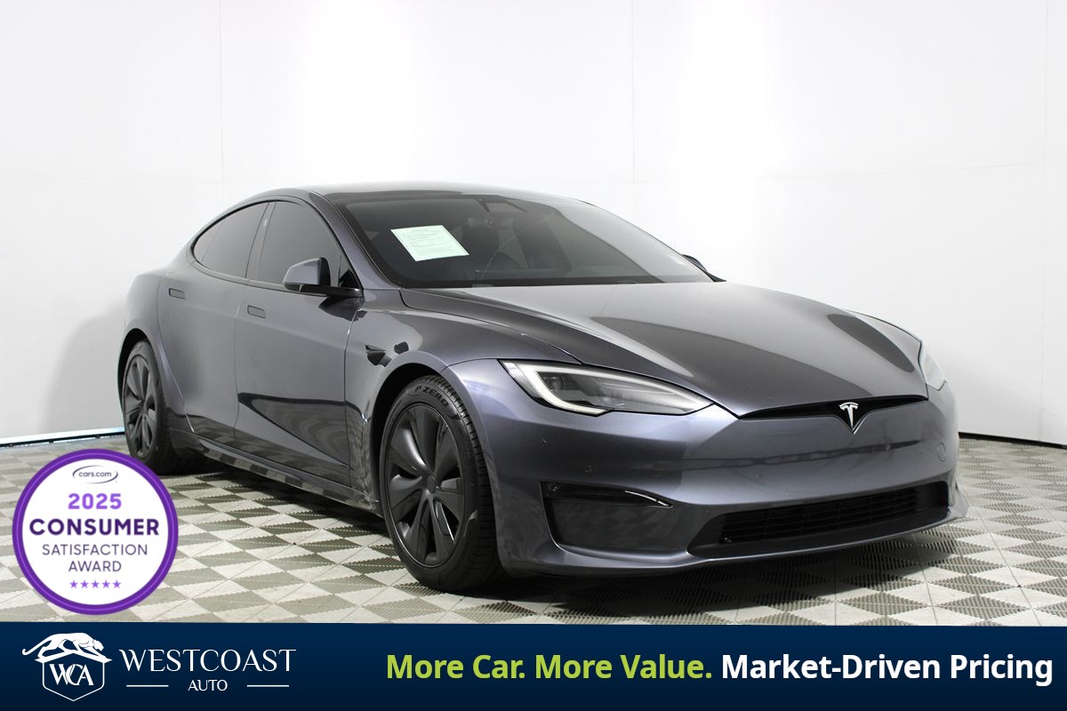 2022 Tesla Model S Plaid's photo