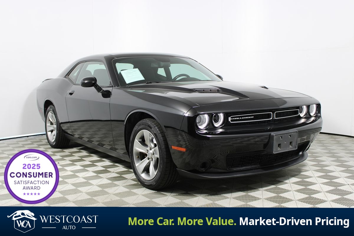 2021 Dodge Challenger SXT Auto's photo