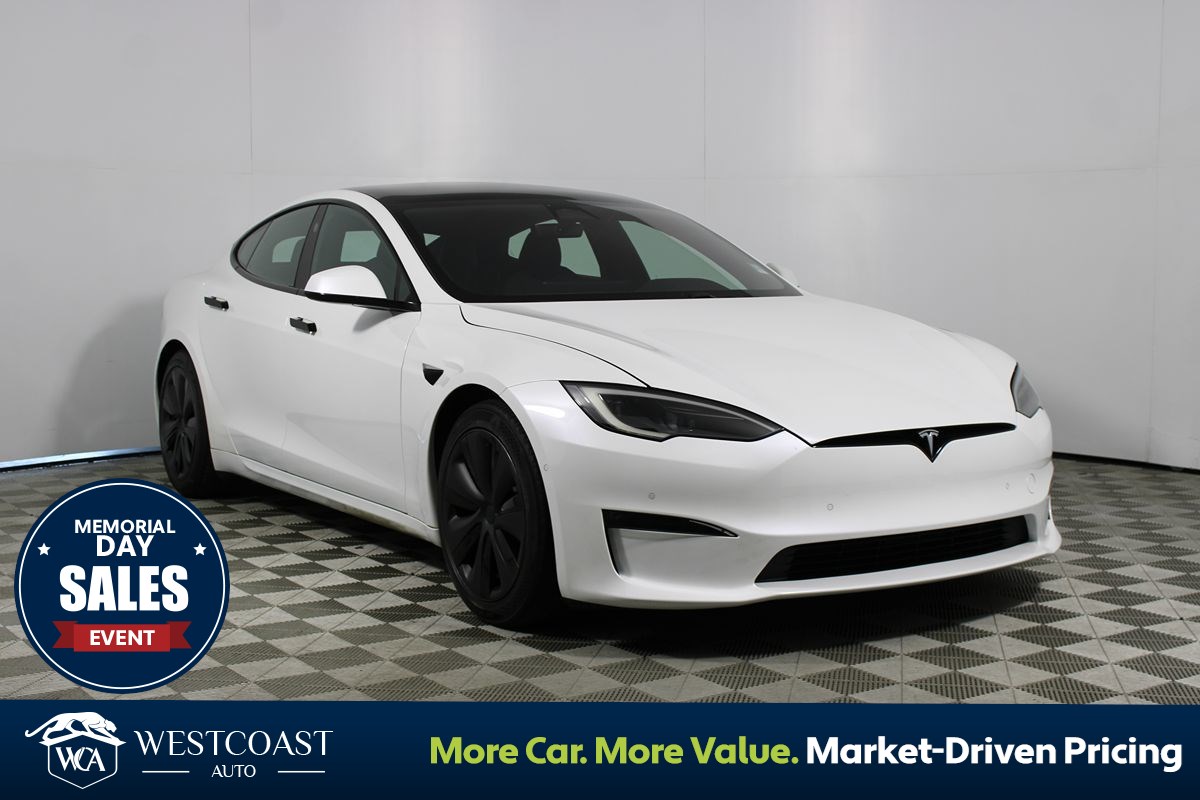 2022 Tesla Model S's photo