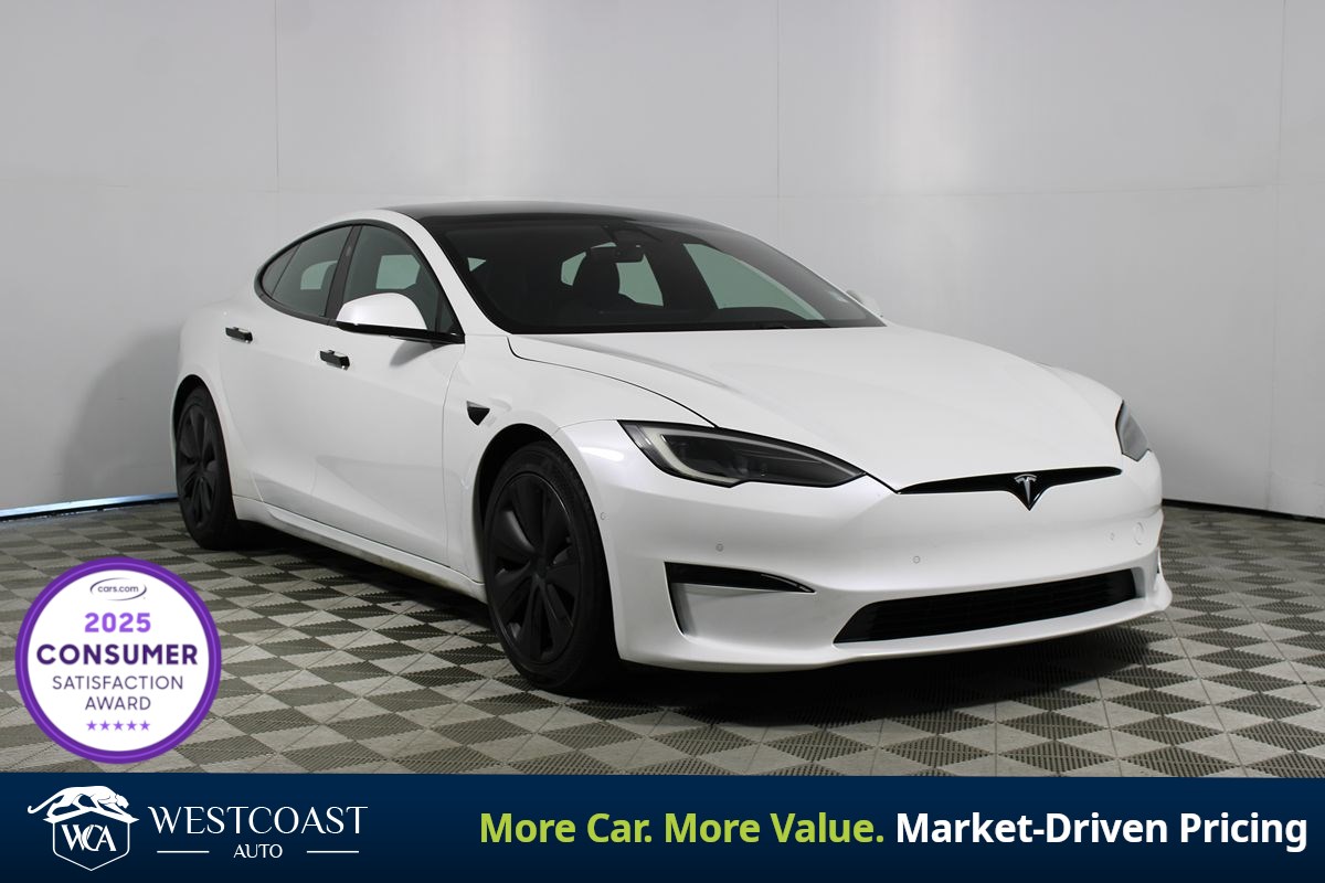 2022 Tesla Model S's photo