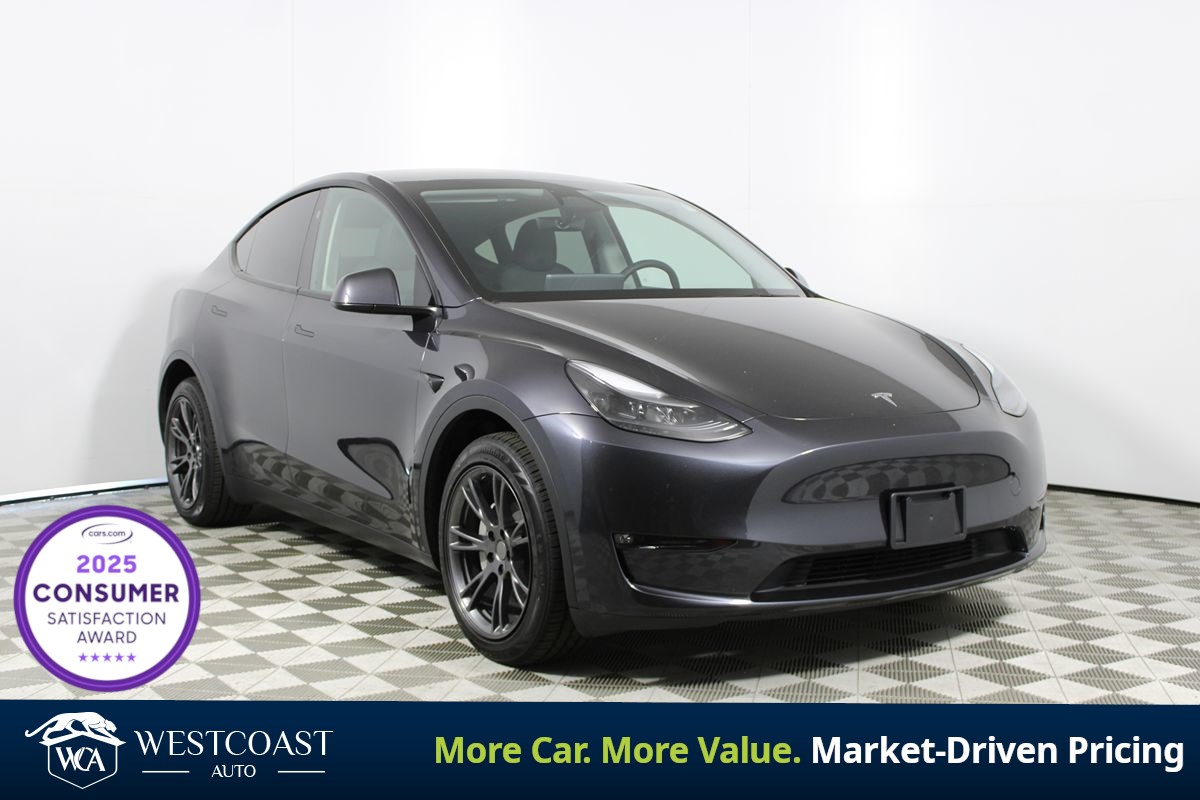 2024 Tesla Model Y Long Range Dual Motor All-Wheel Drive's photo