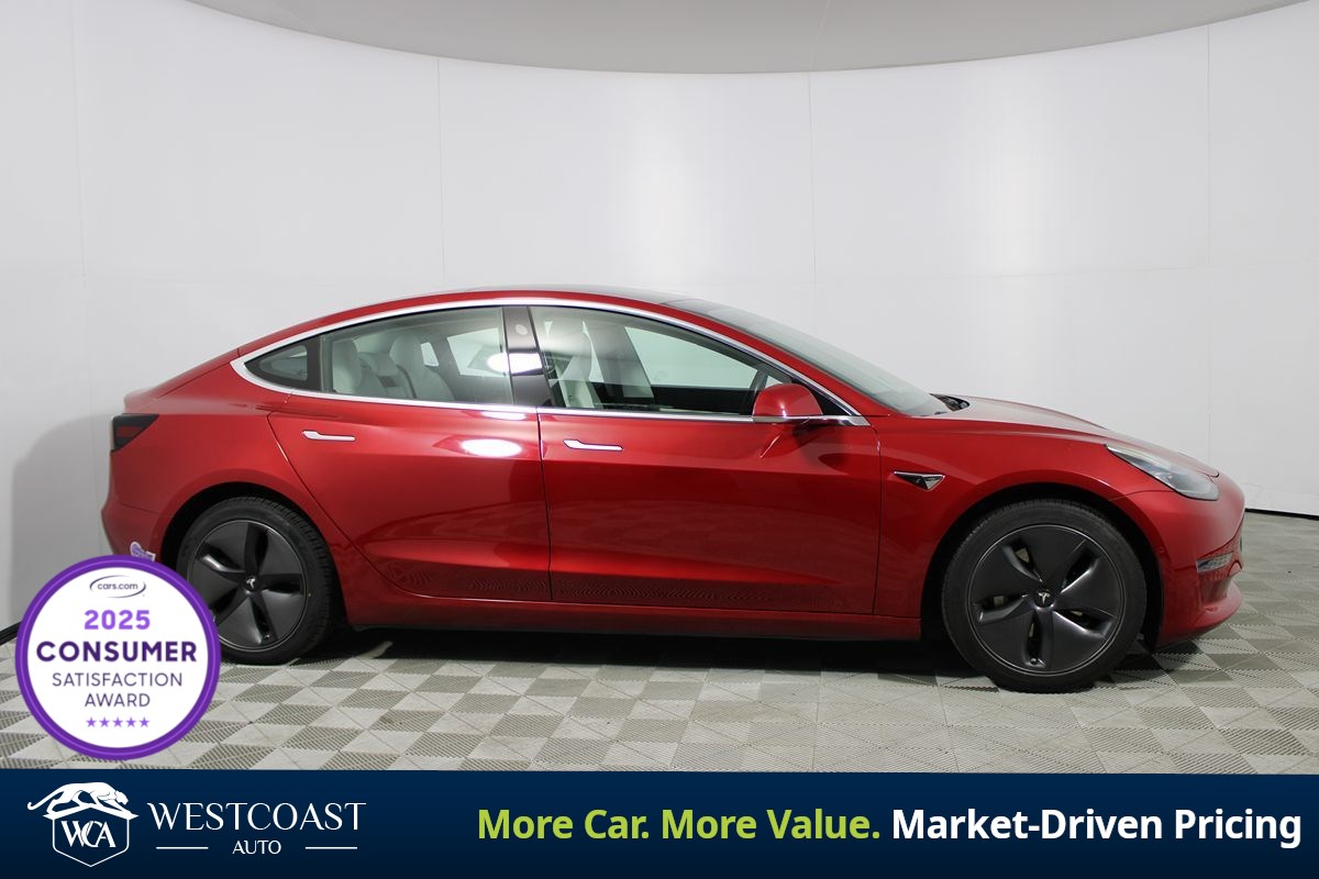 2018 Tesla Model 3 Long Range Dual Motor All-Wheel Drive's photo