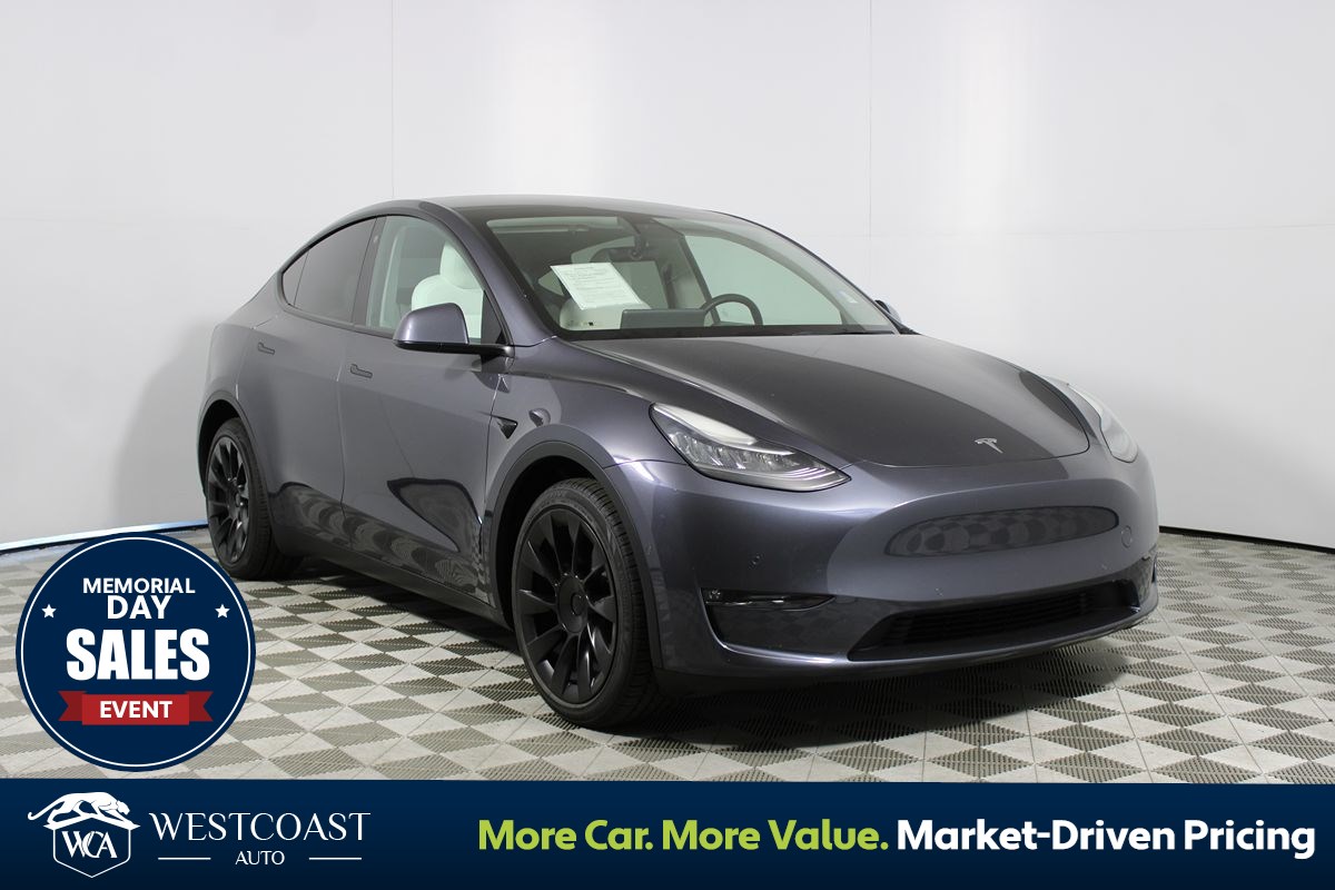 2022 Tesla Model Y Long Range Dual Motor All-Wheel Drive's photo
