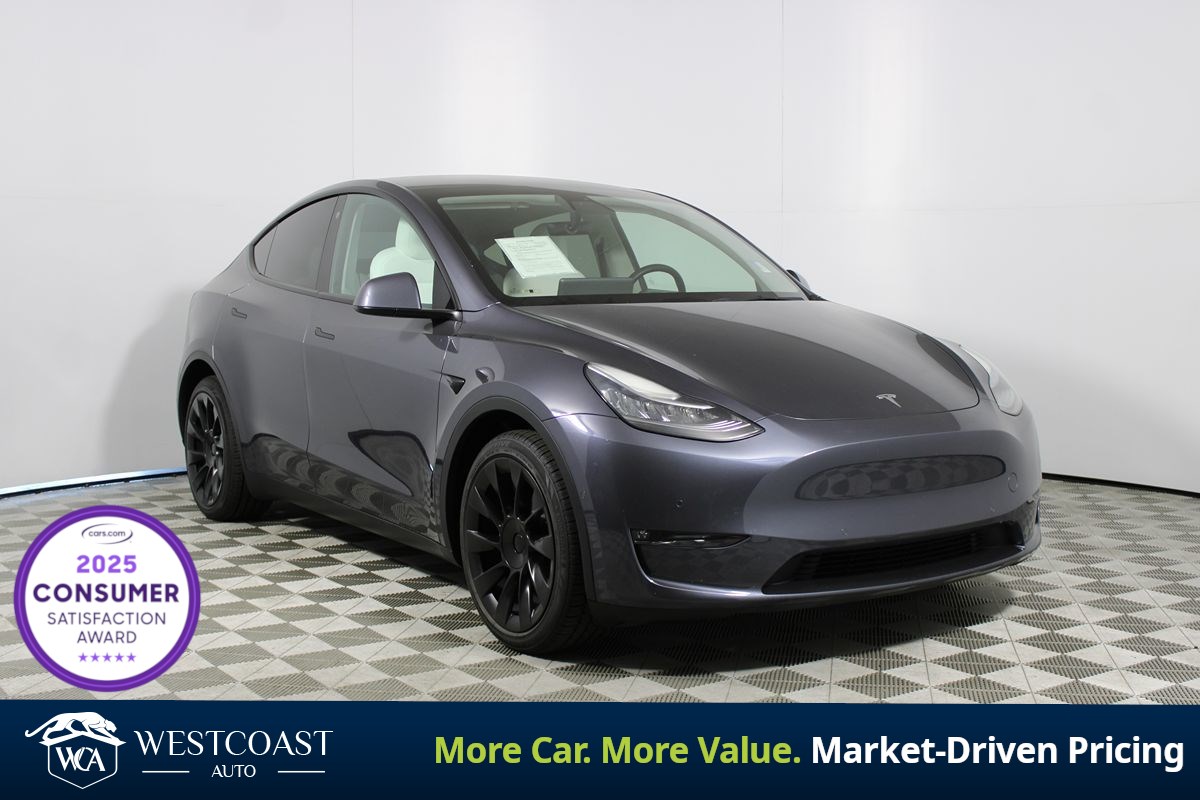 2022 Tesla Model Y Long Range Dual Motor All-Wheel Drive's photo