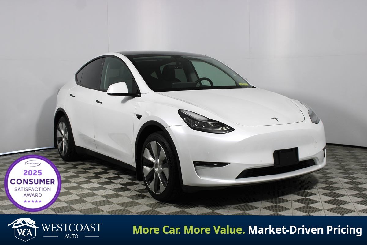 2022 Tesla Model Y Long Range Dual Motor All-Wheel Drive's photo