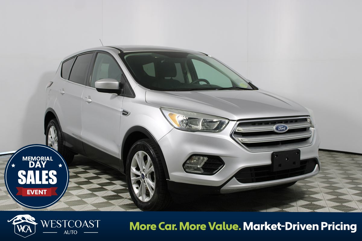 2017 Ford Escape SE's photo