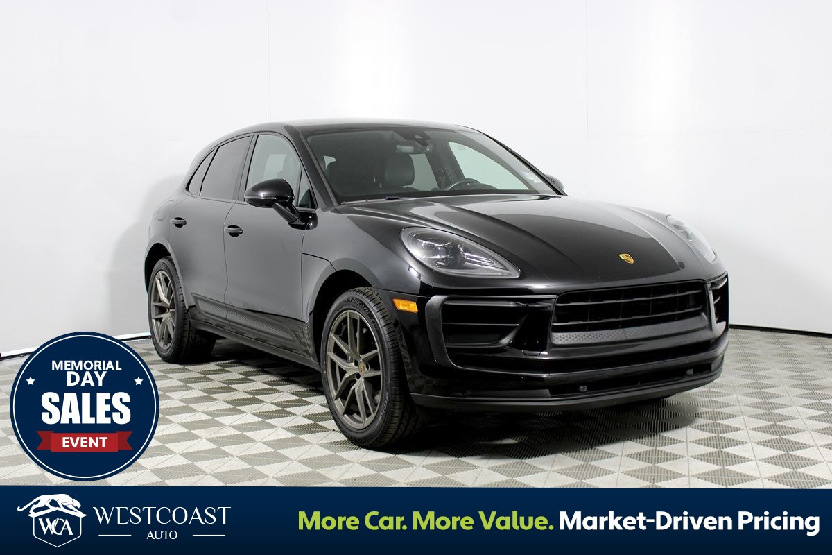 2022 Porsche Macan -'s photo