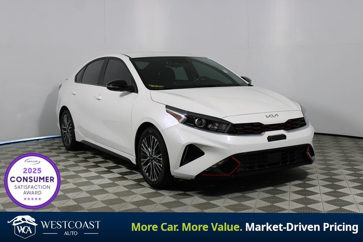 2024 Kia Forte GT-Line AT's photo