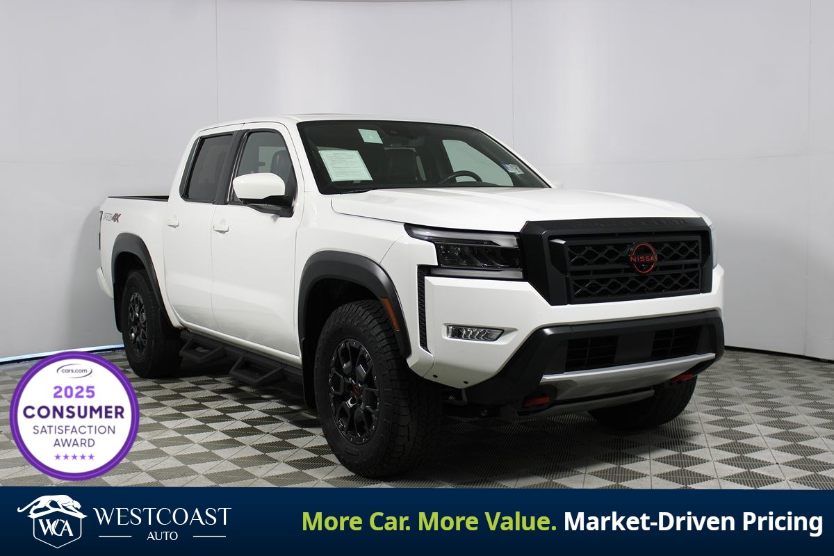 2023 Nissan Frontier PRO-4X Crew Cab 4X4's photo