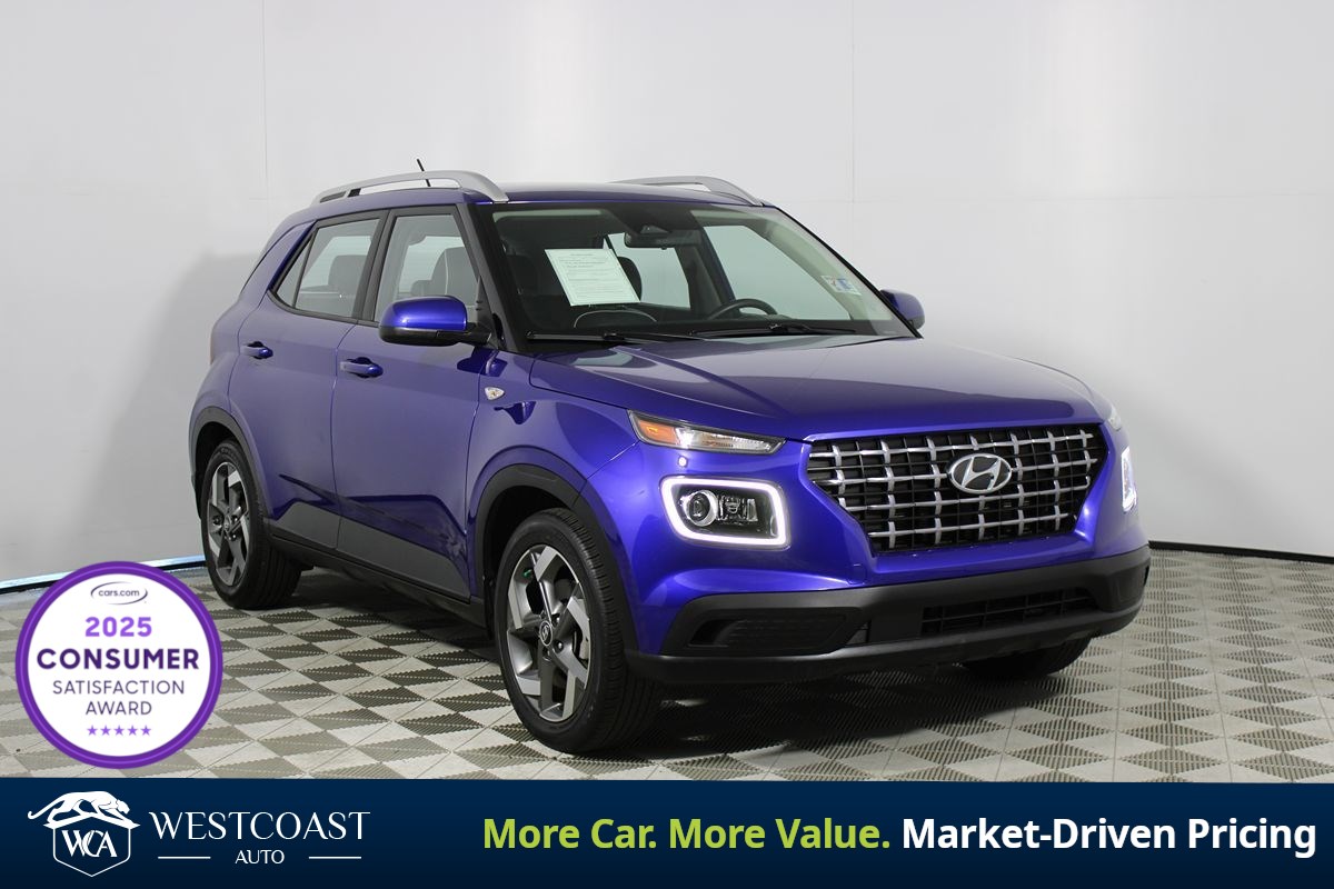 2023 Hyundai Venue Limited IVT's photo