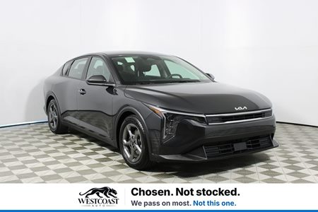 2025 Kia K4 LXS