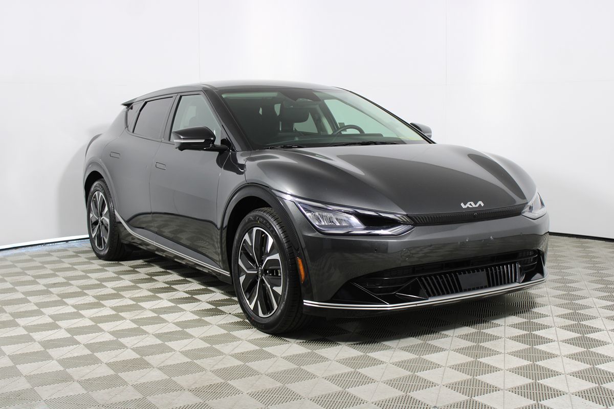  2024 Kia EV6 Wind RWD   