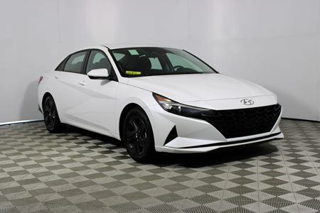 View 2021 Hyundai Elantra