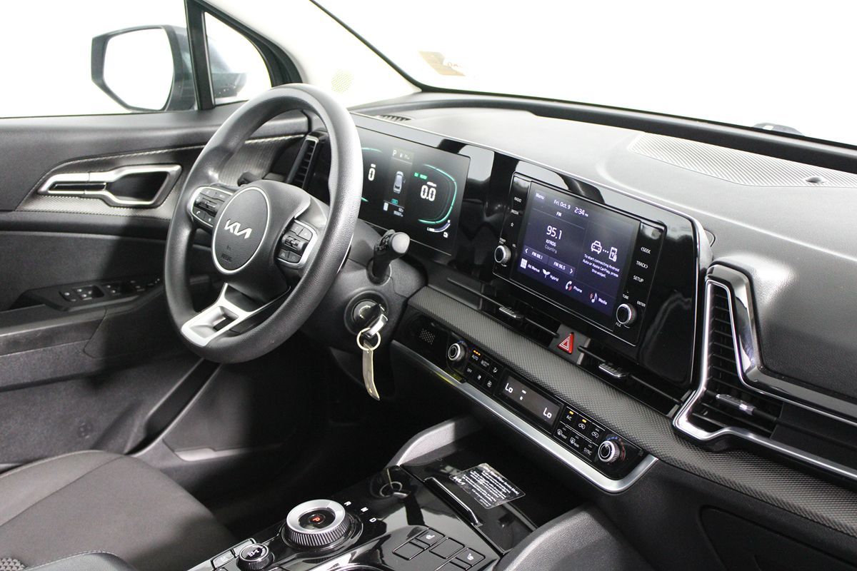 2023 Kia Sportage LX Hybrid - Photo 9