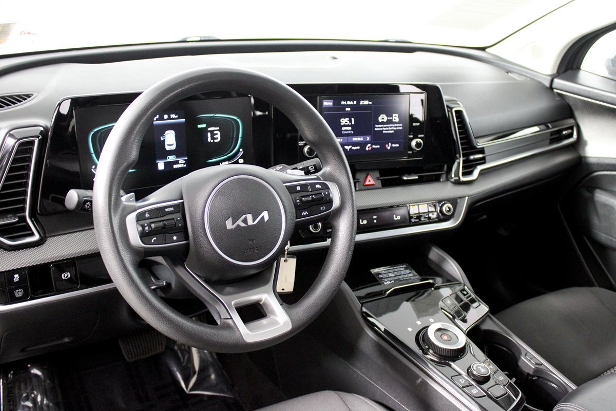 2023 Kia Sportage LX Hybrid - Photo 6