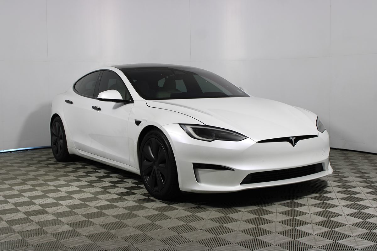 2023 Tesla Model S Standard Range