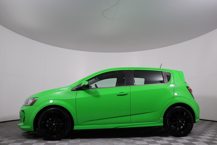 リィソニック Sold 2017 Chevrolet Sonic LT in Montclair