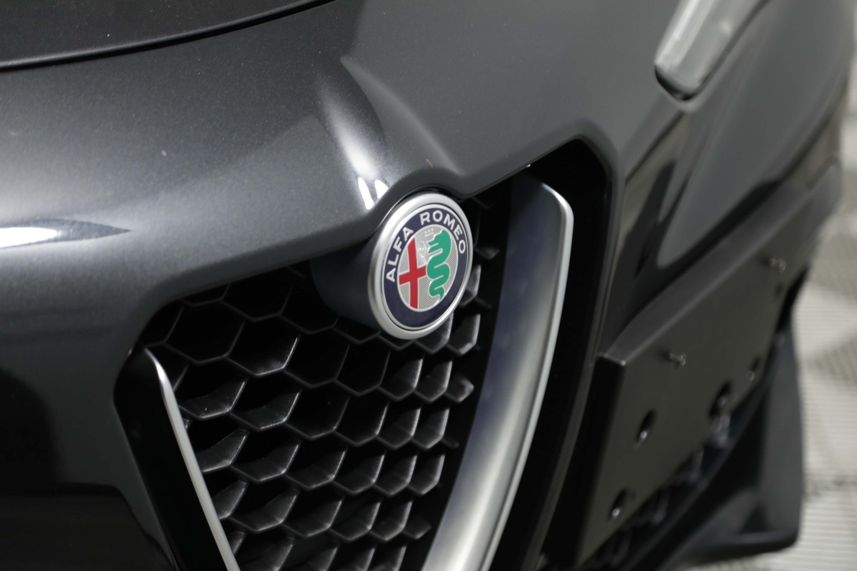 Cendrier Voiture Détachable Pour Alfa Romeo Stelvio 2022-2024 - Avec Couvercle, Nettoyage Facile Et Portable