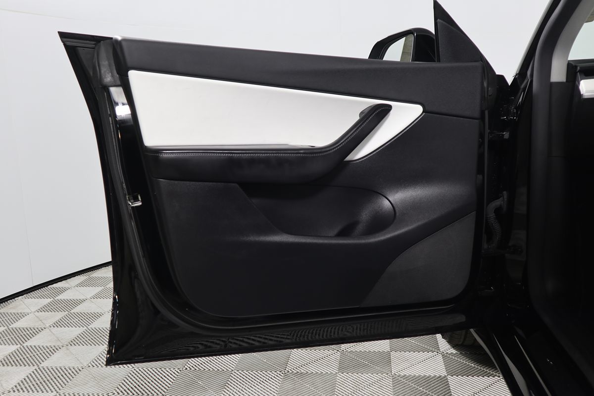 Sold 2021 Tesla Model Y Long Range Dual Motor in Montclair Sold 2021 Tesla Model Y Long Range Dual Motor in Montclair