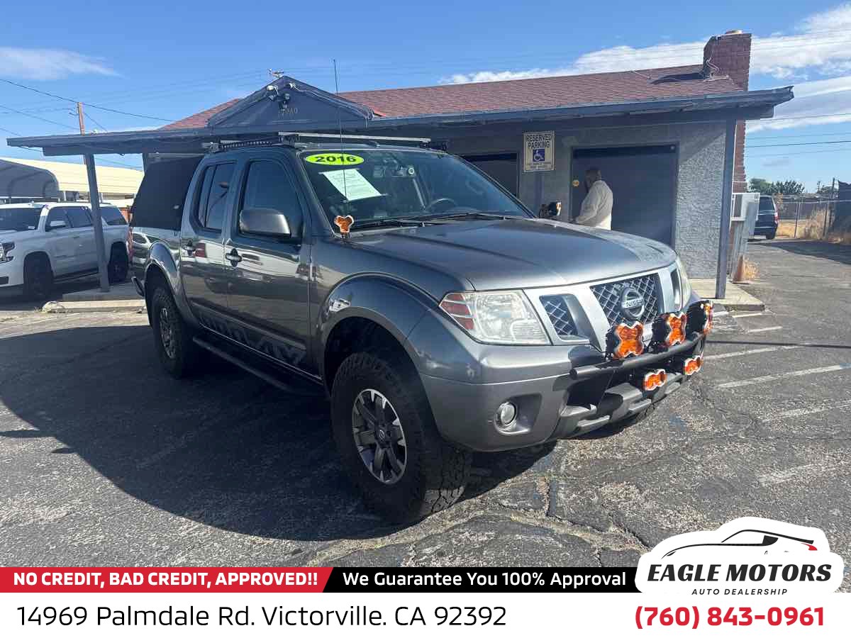 2016 Nissan Frontier 4.0 PRO-4X Crew Cab 4X4 AT's photo