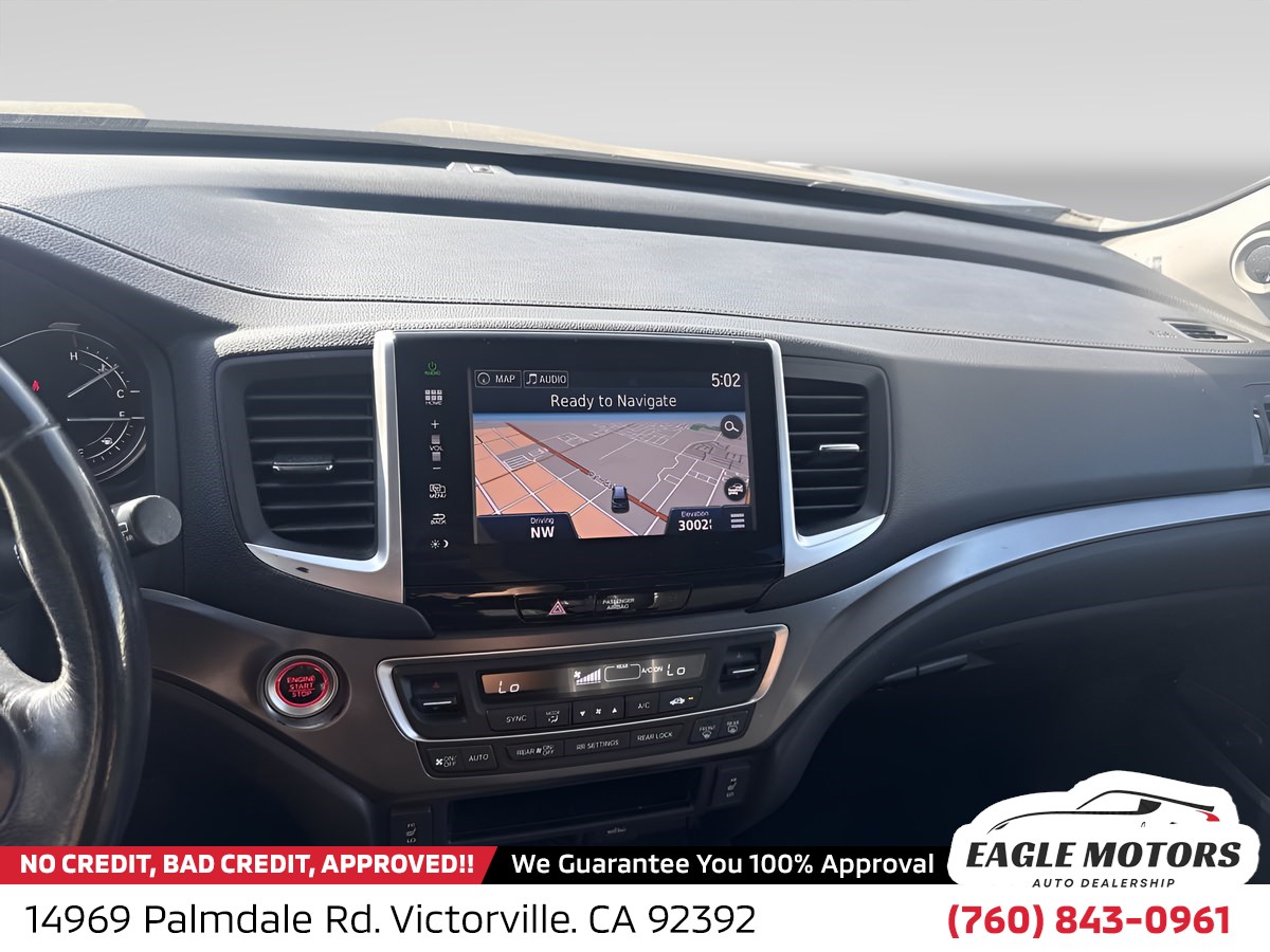 Photo 10 of this Honda Pilot