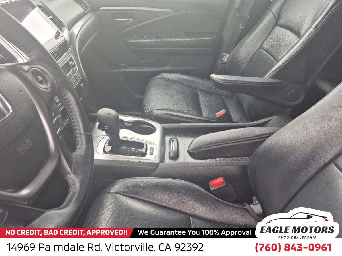 Photo 11 of this Honda Pilot