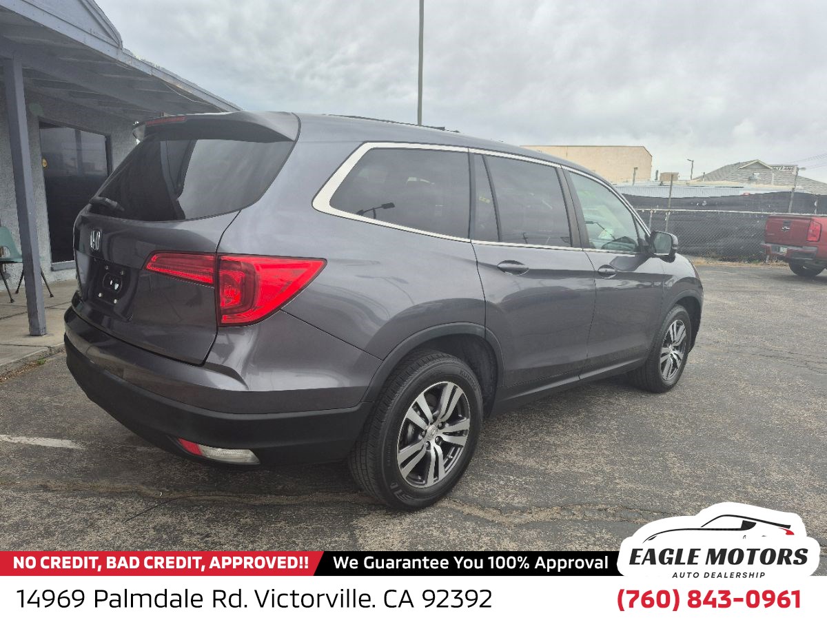 Photo 6 of this Honda Pilot