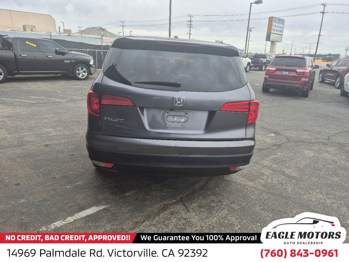 Photo 5 of this Honda Pilot