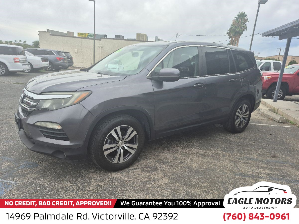 Photo 3 of this Honda Pilot