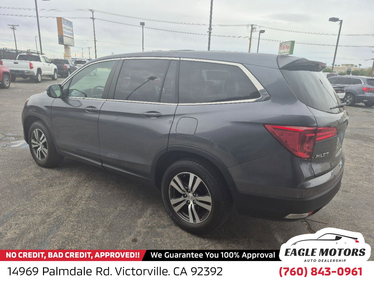 Photo 4 of this Honda Pilot