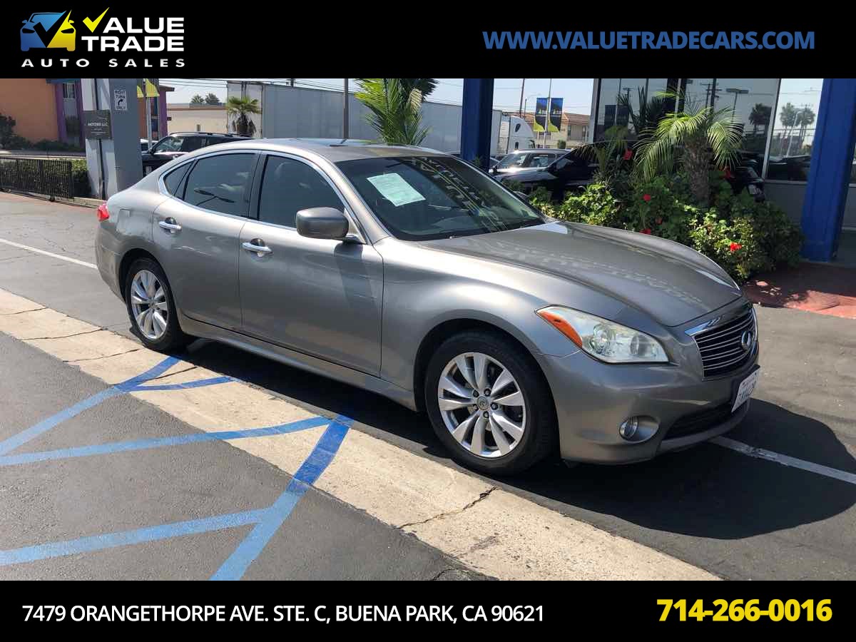 2011 INFINITI M37