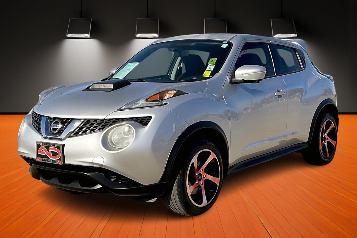 2015 Nissan JUKE SV