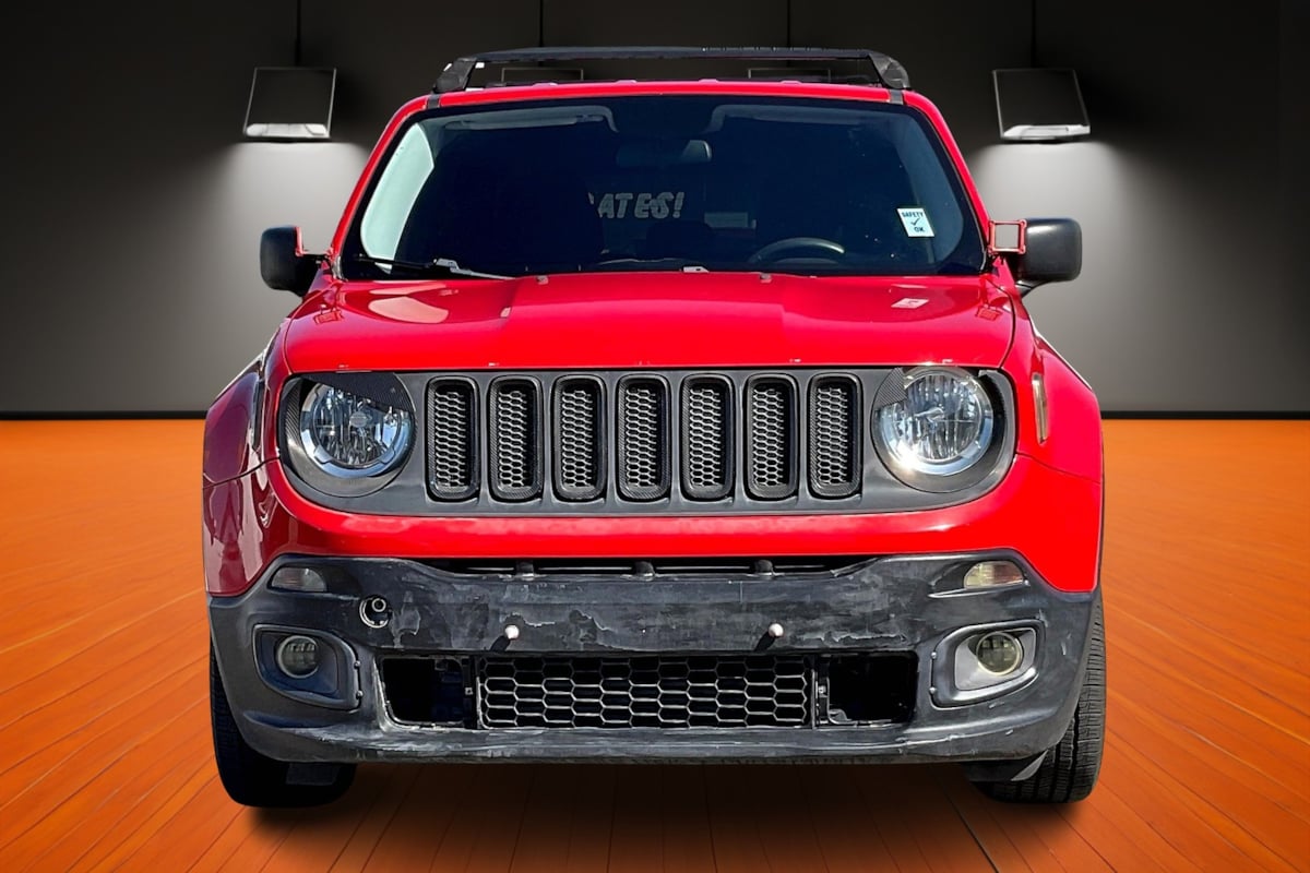 2016 Jeep Renegade Sport photo 2
