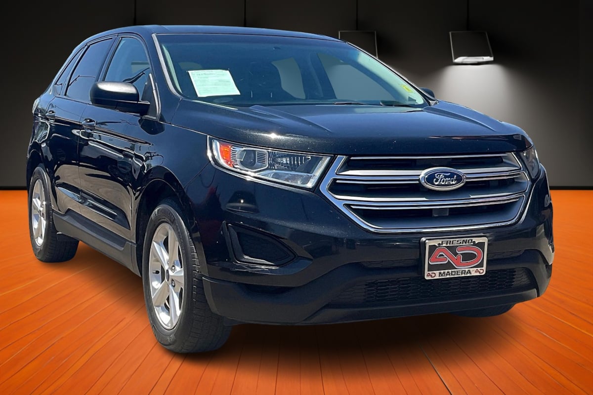 2015 Ford Edge SE photo 3
