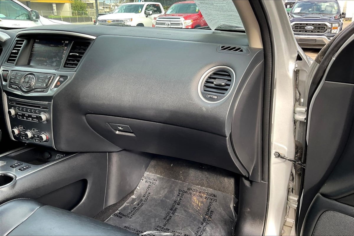 2020 Nissan Pathfinder SL - Photo 14