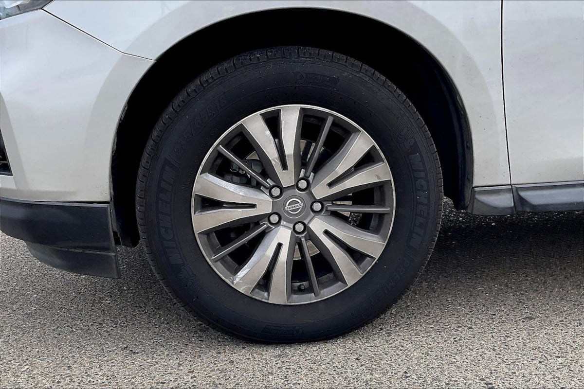 2020 Nissan Pathfinder SL - Photo 8