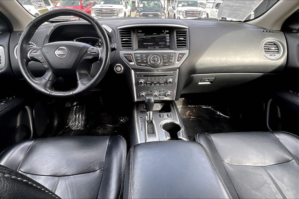 2020 Nissan Pathfinder SL - Photo 13