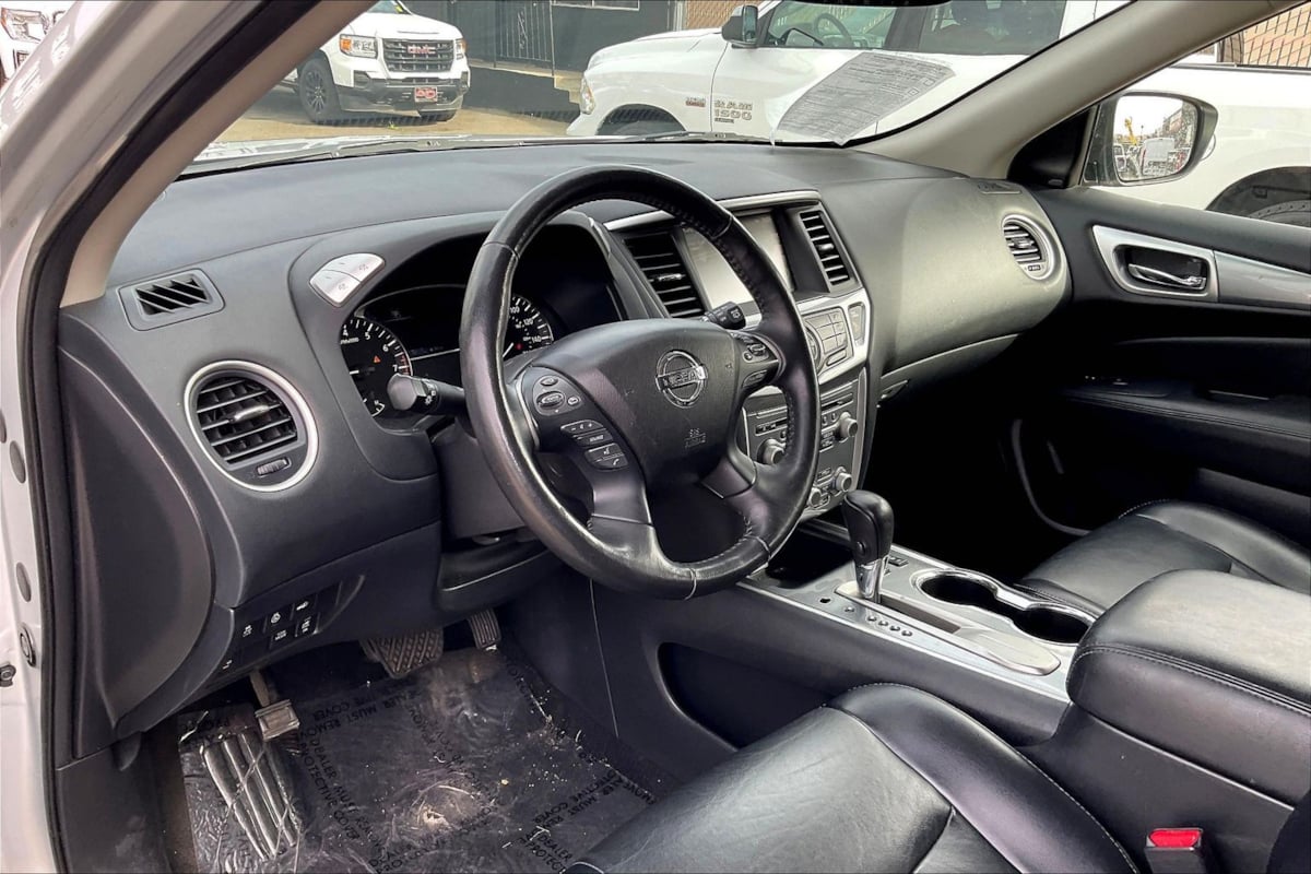 2020 Nissan Pathfinder SL - Photo 12