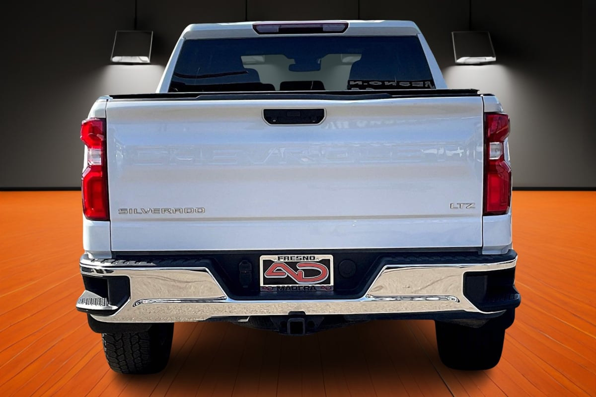 2022 Chevrolet Silverado 1500 LTZ photo 4