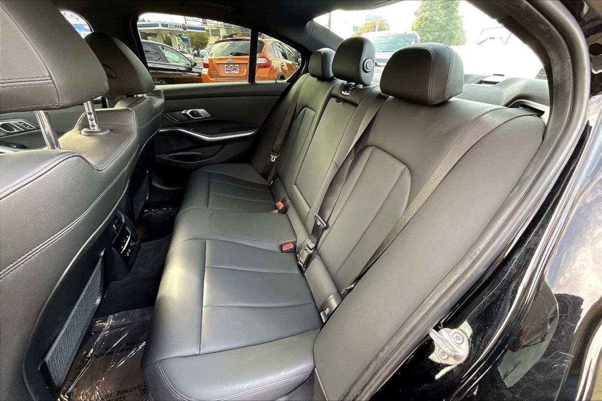2019 BMW 3 Series 330i - Photo 22