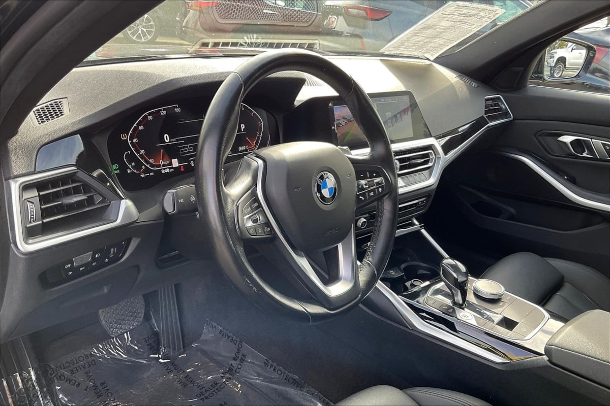 2019 BMW 3 Series 330i - Photo 13