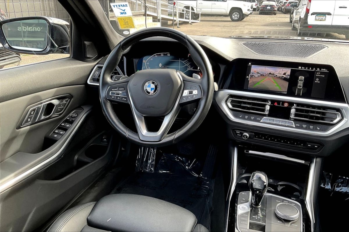 2019 BMW 3 Series 330i - Photo 5