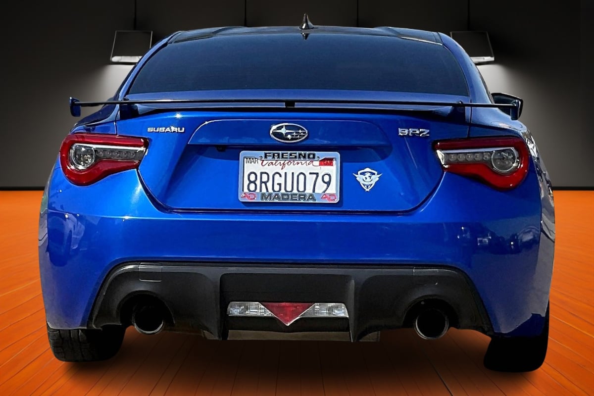 2017 Subaru BRZ Limited photo 4