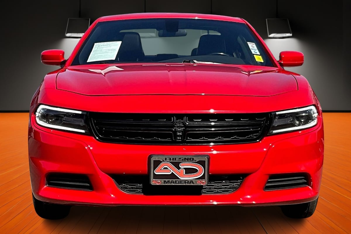 2021 Dodge Charger SXT photo 2