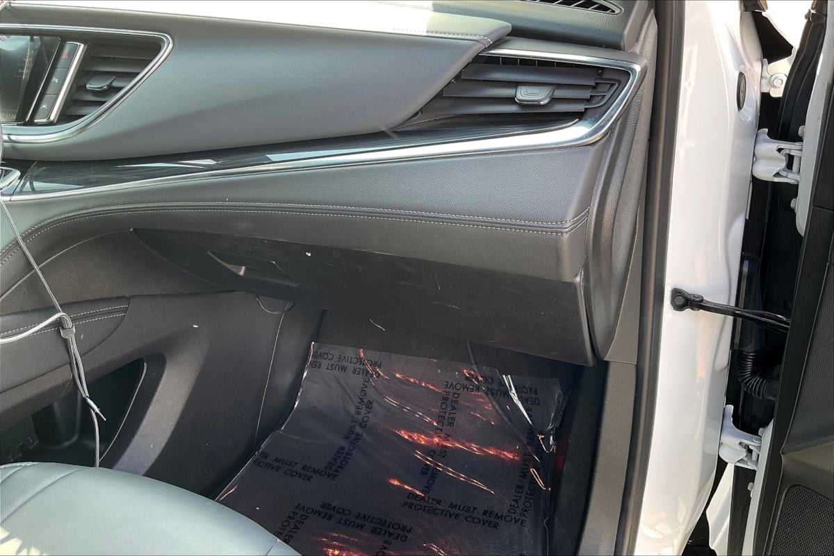 2023 Buick Enclave Essence - Photo 14