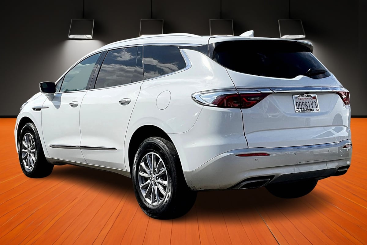2023 Buick Enclave Essence - Photo 10