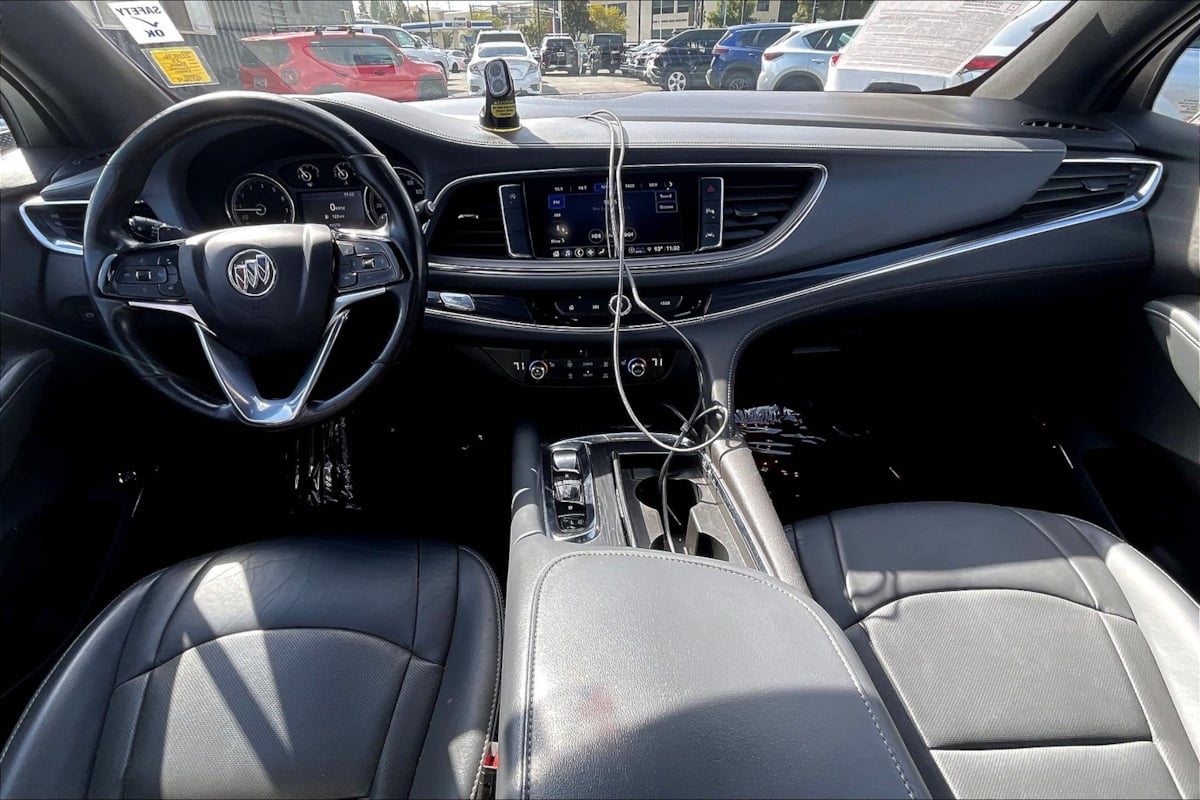 2023 Buick Enclave Essence - Photo 13