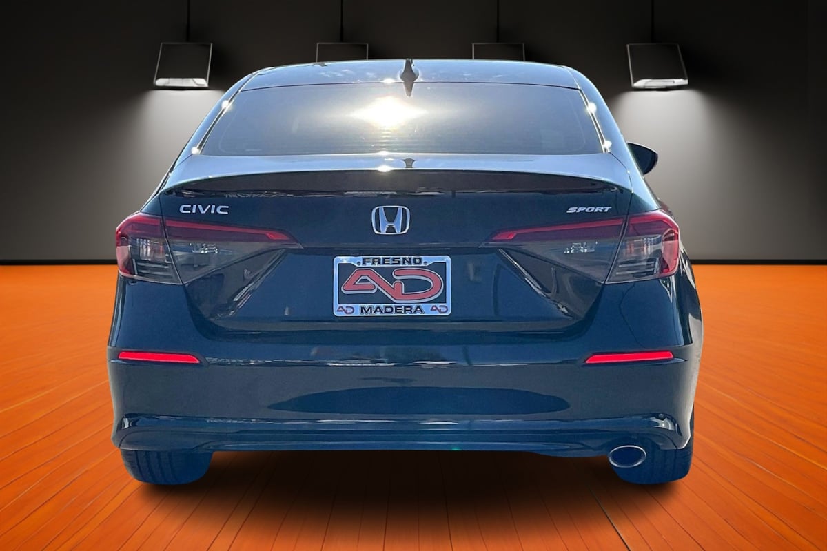 2023 Honda Civic Sport photo 4